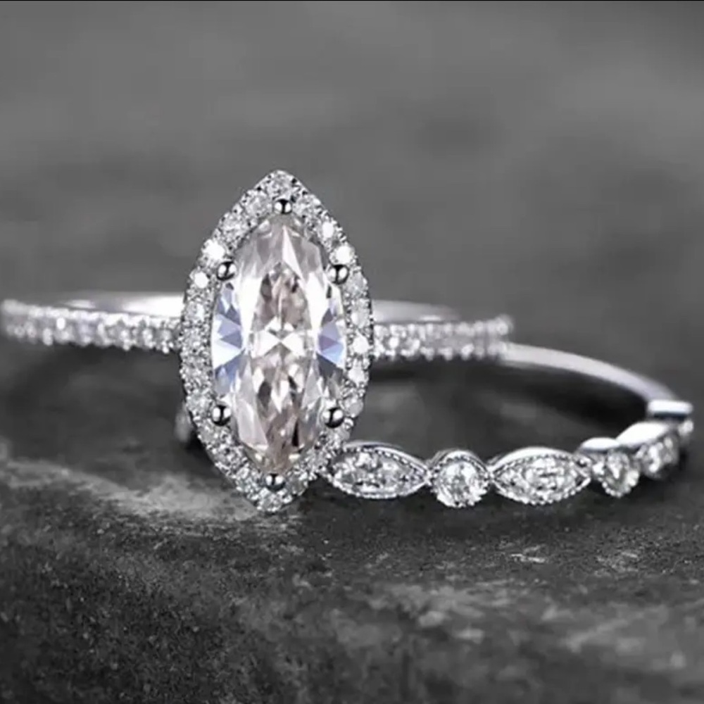 CZ Halo Wedding Ring Set